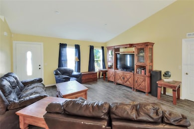 8004 Settlers Creek Ln, Lakeland, FL 33810 - photo 3