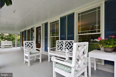 11605 Auburn Grove Ct, Reston, VA 20194 - photo 3