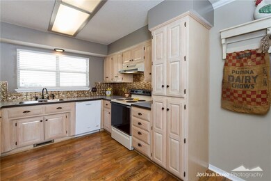 Kitchen has a a great layout that provides ample space for storage and food prep.