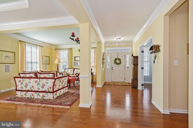 42518 Neighborly Ln, Chantilly, VA 20152 - photo 6