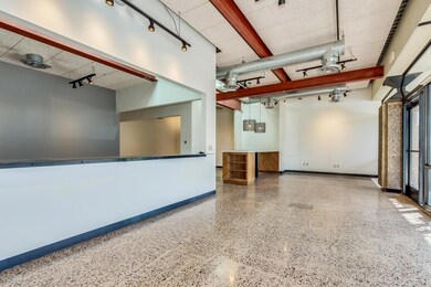 0005-Central (6)