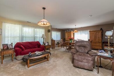 2614 Varonen Ave, Waukegan, IL 60087 - photo 5