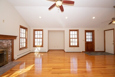 37 Jessica Way, Northbridge, MA 01534 - photo 4