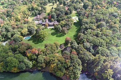 200 Guards Rd, Greenwich, CT 06831 - photo 3