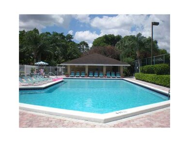 Swimming Pool/Hot Tub/Sauna