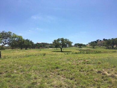 16 Boot Ranch Cir, Fredericksburg, TX 78624 - photo 4