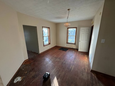 105 E North St, Carlisle, KY 40311 - photo 2