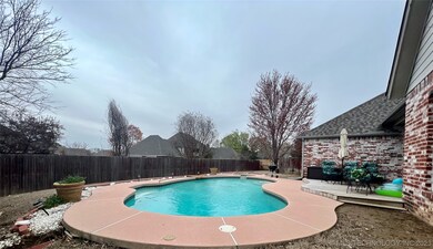 6908 E Fort Worth St, Broken Arrow, OK 74014 - photo 3