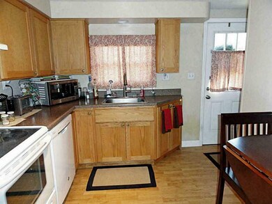 Kitchen. Includes appliances
