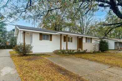 3002 Prince George St-2
