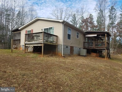 4165 Hidden Acres Dr, Louisa, VA 23093 - photo 2