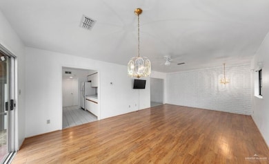 313 Mcfadden Dr unit 8, Brownsville, TX 78520 - photo 4