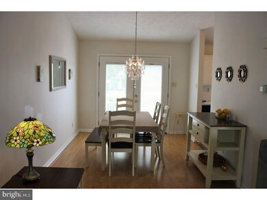 953 W Trenton Ave, Morrisville, PA 19067 - photo 4