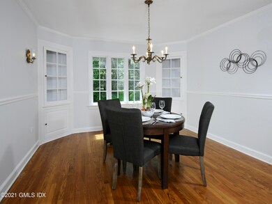 10 Crescent Rd, Riverside, CT 06878 - photo 6