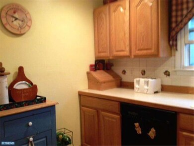 607 S Chubb Dr, Doylestown, PA 18901 - photo 4