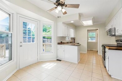 416 N Washington St, Raymore, MO 64083 - photo 5