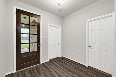 13401 Emerald Mallard Dr, Texas City, TX 77568 - photo 4