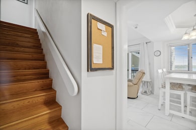 3-print-23223-front-beach-rd-501