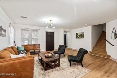 07-Living Room