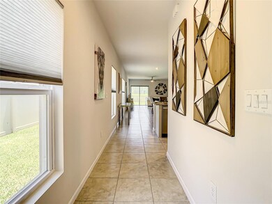 10639 Hawks Landing Dr, Land O' Lakes, FL 34638 - photo 4