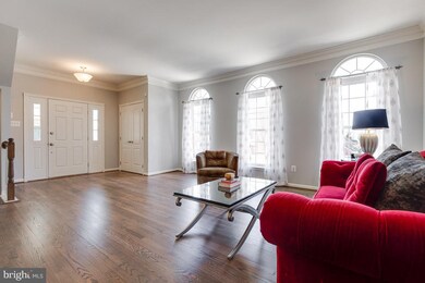 25822 Norrington Square, Chantilly, VA 20152 - photo 5