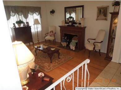 73 Jaffe St, Staten Island, NY 10314 - photo 2