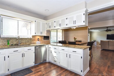 501 Fairway Ct, Broken Arrow, OK 74011 - photo 7