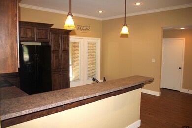 5071 Shiloh Village Dr, Tyler, TX 75703 - photo 6