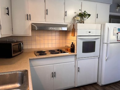 1605 E Haley St, Midland, MI 48642 - photo 4