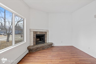 05-Living Room BHL_IMG_9742