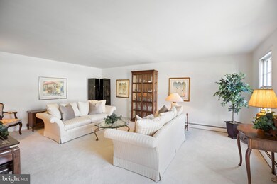 262 Coldstream Dr, Berwyn, PA 19312 - photo 4