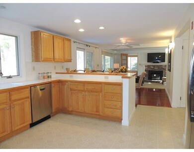 273 Cross St, Carlisle, MA 01741 - photo 6