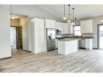 161 Gateway Pkwy, Osceola, WI 54020 - photo 4