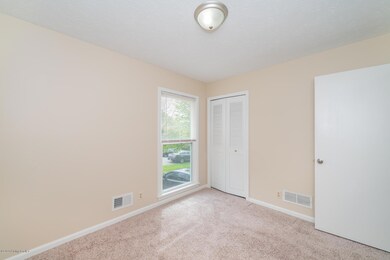 5508 Wooded Lake Dr Jtown-3