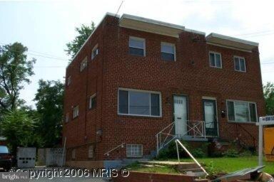 5375 Blaine St NE, Washington, DC 20019 - photo 2