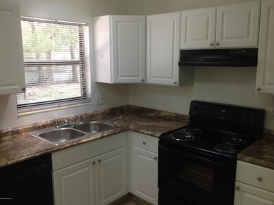 2141 Goltare Dr, Jacksonville, FL 32216 - photo 7