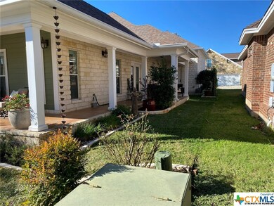 1463 Janets Way, New Braunfels, TX 78130 - photo 2