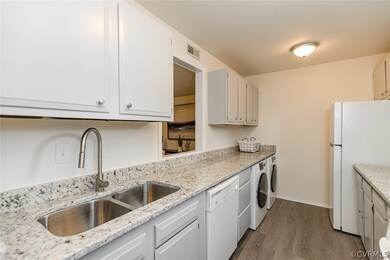 11705 N Briar Patch Dr, Midlothian, VA 23113 - photo 6