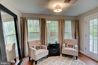 9224 Cardinal Forest Ln unit K, Lorton, VA 22079 - photo 6