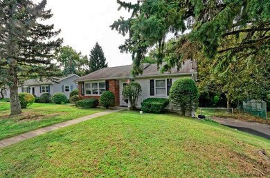 7 Wilde Dr, Troy, NY 12180 - photo 2