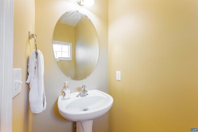 102 Melbourne Park unit A, Charlottesville, VA 22901 - photo 5