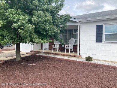 18 Whitmore Dr, Toms River, NJ 08757 - photo 2