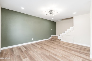 1136 N 84th Pl - 05