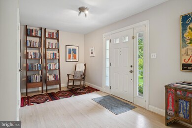 308 Walnut St, Falls Church, VA 22046 - photo 5