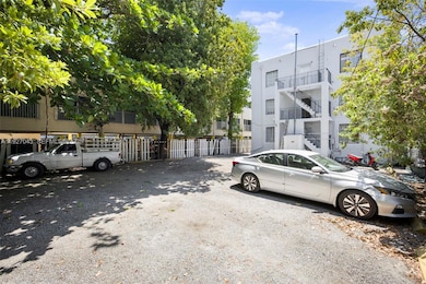 1563 SW 2nd St unit 7, Miami, FL 33135 - photo 2