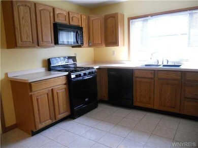 Kitchen lower kitchen