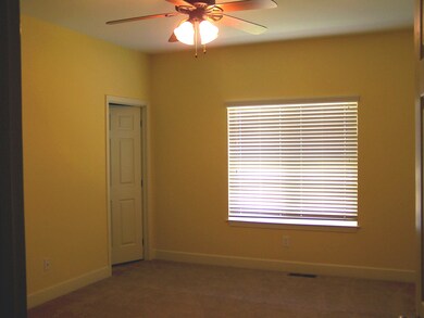 2025 Sharp St, Chattanooga, TN 37404 - photo 6