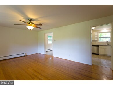 498 Saylors Mill Rd, Spring City, PA 19475 - photo 5