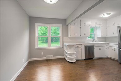 11709 W 68th Place, Shawnee, KS 66203 - photo 4