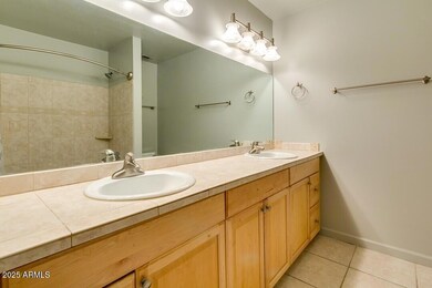 3135 S Fairfield Dr, Tempe, AZ 85282 - photo 7